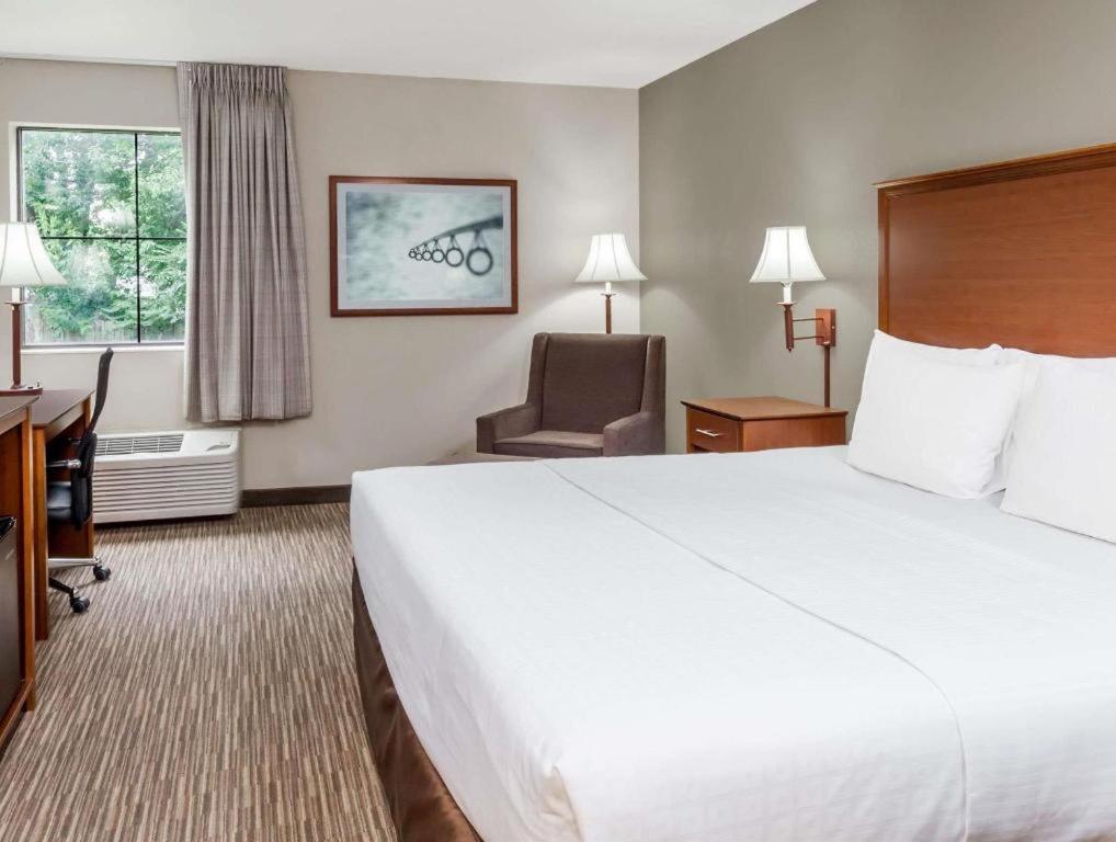 Days Inn Springfield South Eksteriør billede